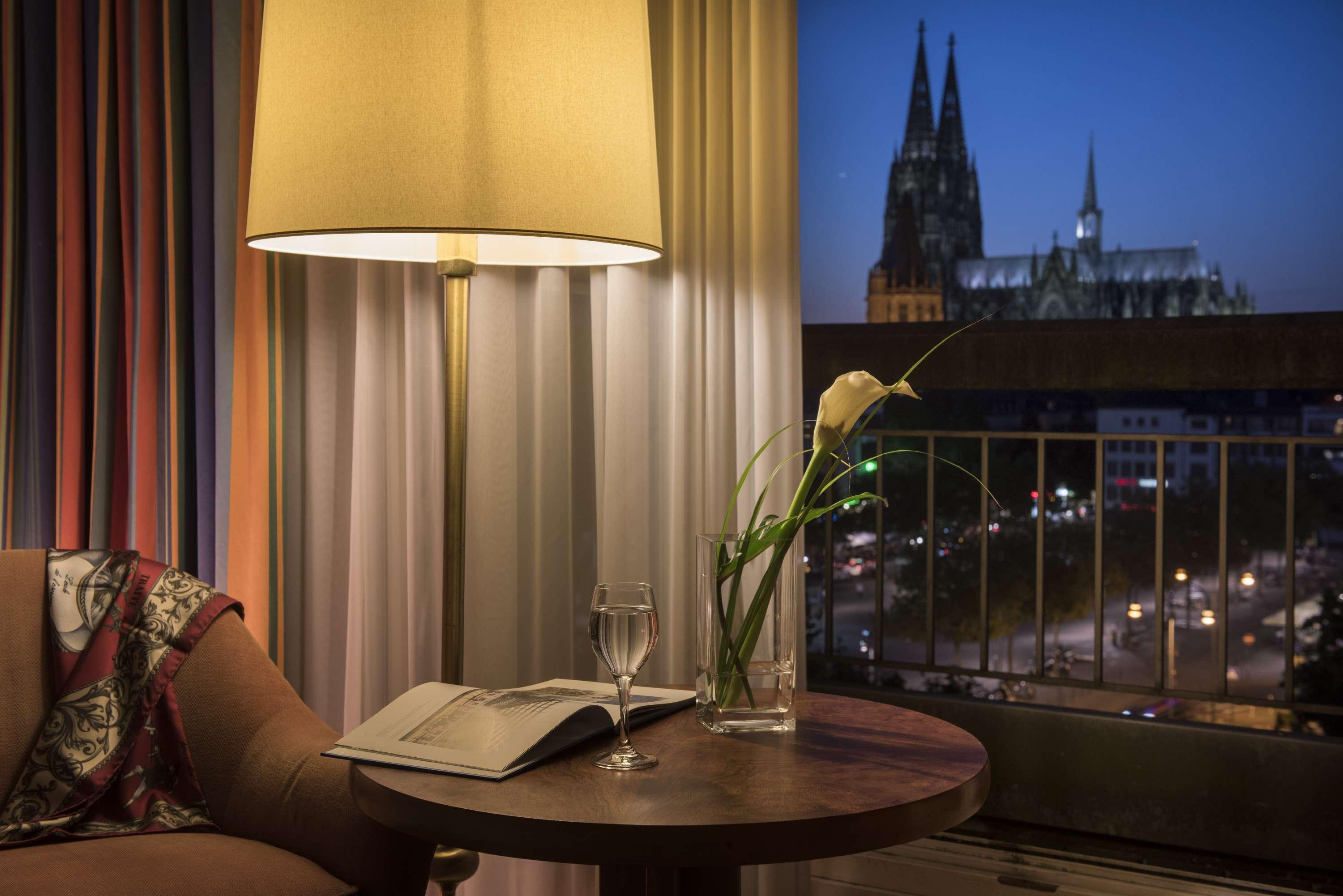 Maritim Hotel Koln Exterior foto