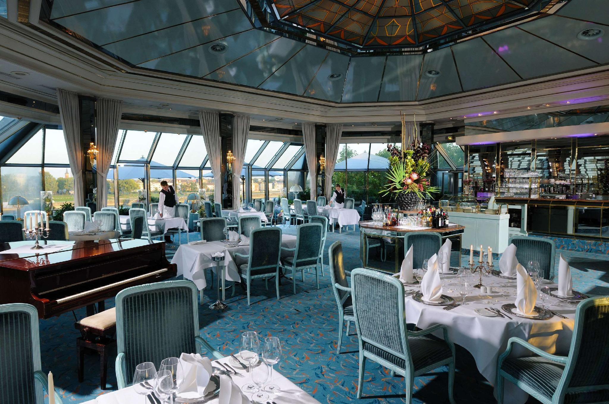 Maritim Hotel Koln Exterior foto Restaurant