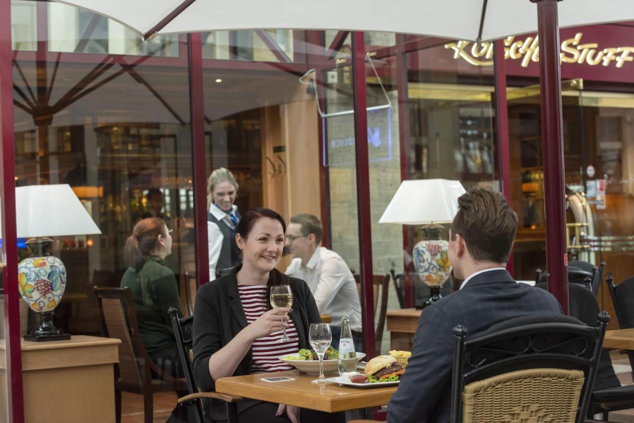 Maritim Hotel Koln Exterior foto Restaurant Korloff in Paris